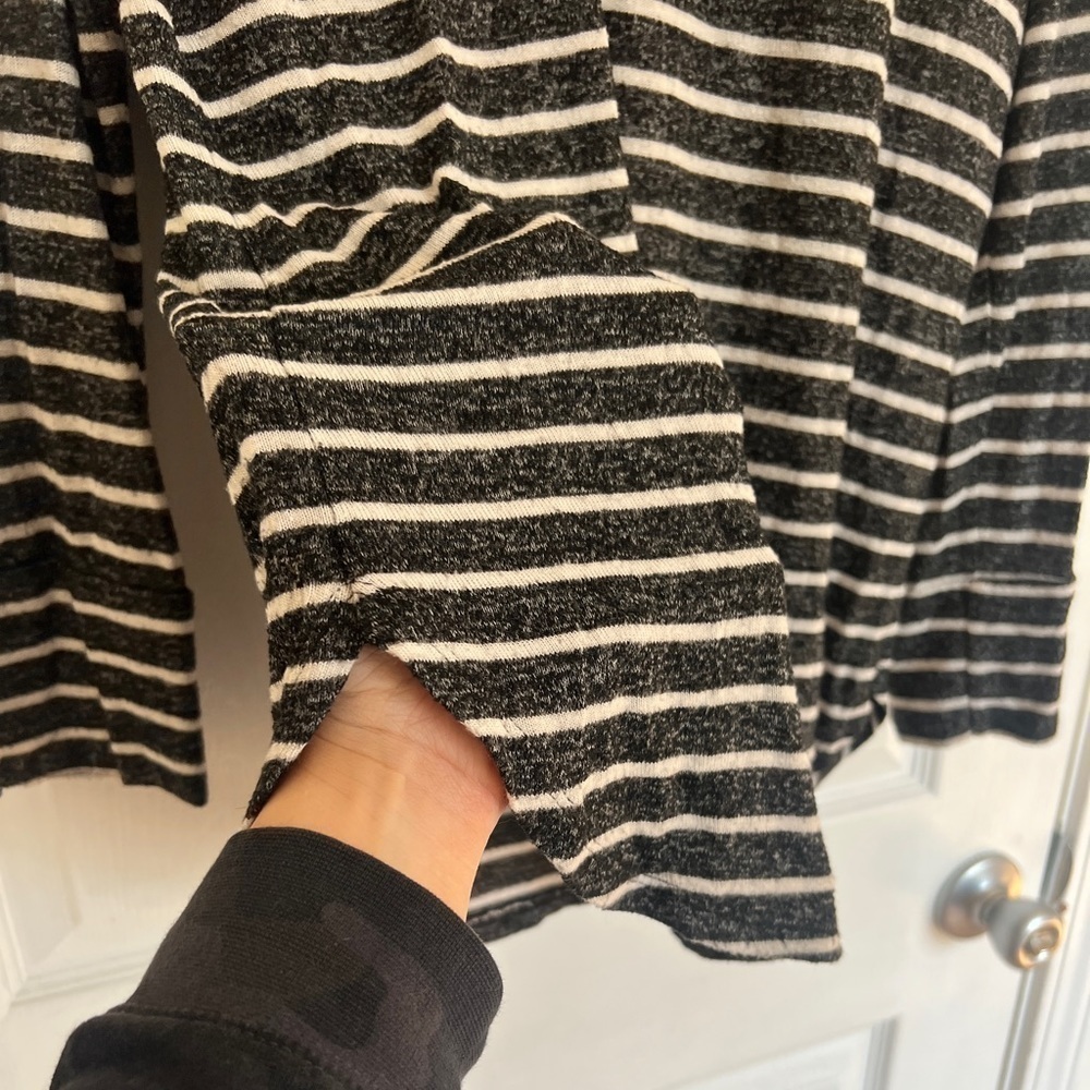 2 for $10 | Stitch Fix Tarlio Brushed Cowl Neck Knit Striped Top Medium - Picture 8 of 8